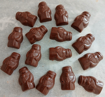 Cône 16 mini-bonhommes de neige en chocolat 47% bio vegan sans allergènes Exquidia : 48g