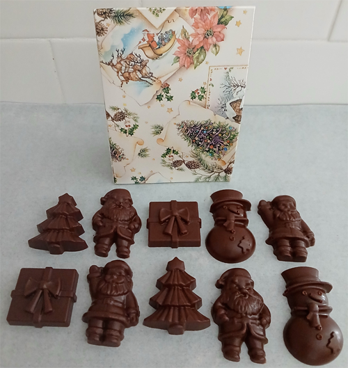 Pochette surprise + 10 décors de Noël en chocolat ALTERNATIVE au lait (sans lait) BIO vegan sans allergènes : 124g