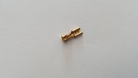Cosse plate de 6,3 mm femelle