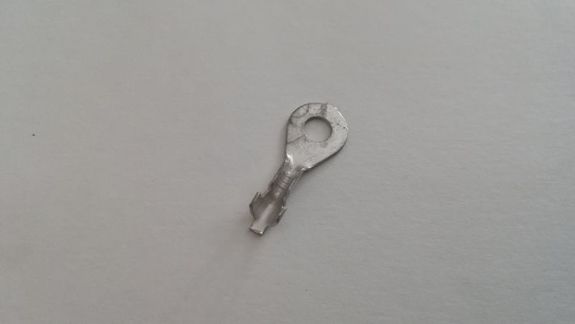 Cosse à oeillet 1² M4