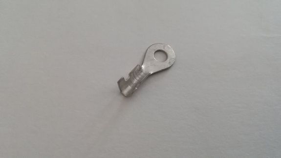 Cosse à oeillet 2² M4