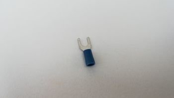 Cosse à fourche isolée 3² M5