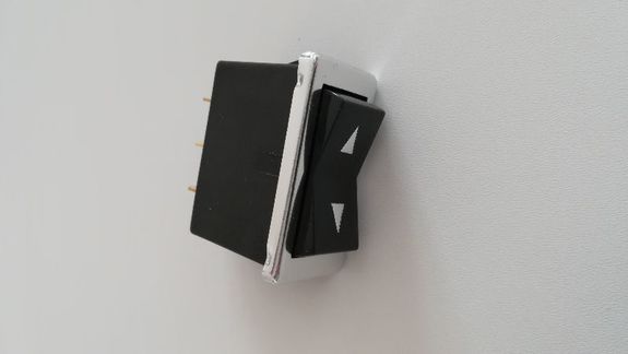 Inverseur lève-vitres