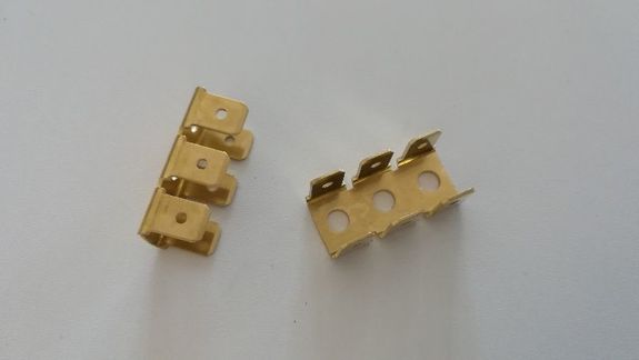 Barrette à 6 connexions