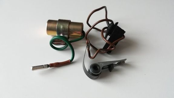 Vis platinées pour Ducellier