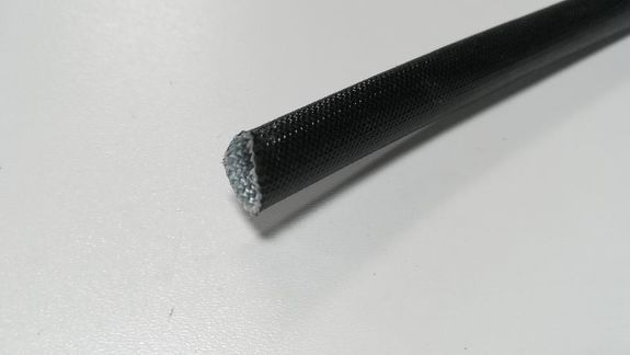 Gaine H.T noir de 12 mm