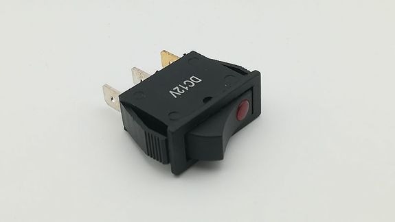 Interrupteur on/off à lentille rouge