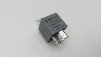 Relais inverseur 6 Volts 20/30 A