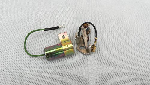 Vis platinées et condensateur Paris Rhône R4, R12