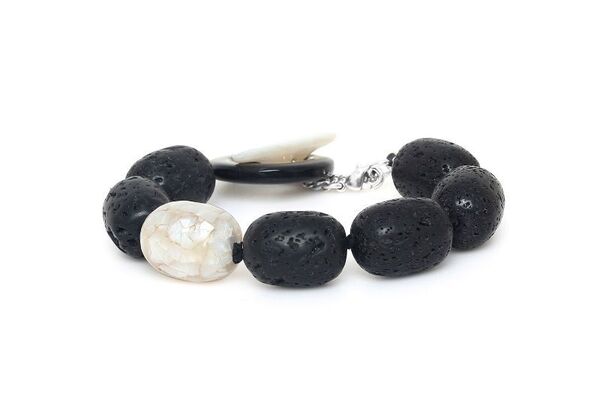 Bracelet Nature Volcan perles ovalesHiver 2025