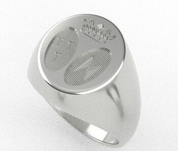 Chevalière ovale T 45 - 1260.00 € Chevalière or 9 carats