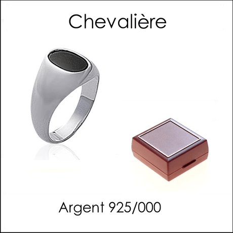 Bague Homme en argent 925. Gravure patnée Bague Homme en argent 925. Gravure patnée