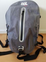 BAGAGERIE SAC A DOS NOIR 22 LITRES ETANCHE