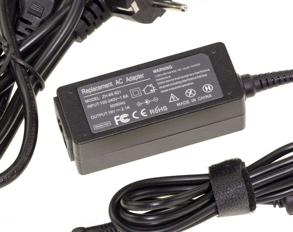 Laptop Power Supply 19V 2.1A 0.7x2.5mm tip - Equivalent Asus EeeePC 1015PEM 1015PN 1201K 1001PX-EU27-BK 1015PEB