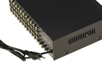 Splitter Audio Stereo and or Video Composite 16 Ports - 1 input/ 16 Outputs - Duplique A Source identical from 2 to 16 Times