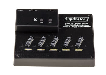 KALEA-INFORMATIQUE Docking Station USB pour 4 SSD M2 NVMe, Liaison USB3.2 Gen2 10GB. Dock avec Fonction CLONAGE et Alimentation Externe KALEA-INFORMATIQUE Docking Station USB pour 4 SSD M2 NVMe, Liaison USB3.2 Gen2 10GB. Dock avec Fonction CLONAGE et Alimentation Externe