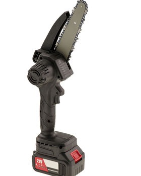 Cordless chainsaw with 15cm cutting guide, 21V battery and mains charger. Sold in a box.