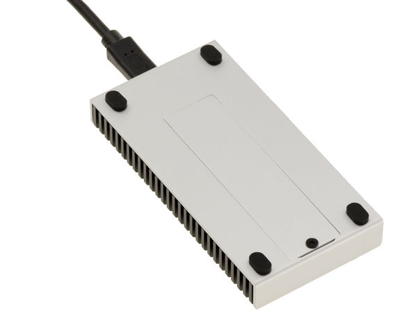 Aluminum USB4 and Thunderbolt 40G enclosure for M2 NVMe SSDs. Actual throughput measured on Mac or PC: 3.7G/s.