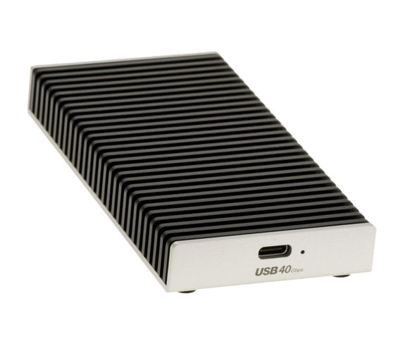 Aluminum USB4 and Thunderbolt 40G enclosure for M2 NVMe SSDs. Actual throughput measured on Mac or PC: 3.7G/s.