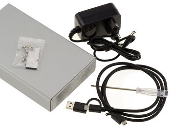Metal enclosure for SAS drive with SFF-8482 connector, USB3.2 Gen 2x1 10G connection, and 12V 3A power supply