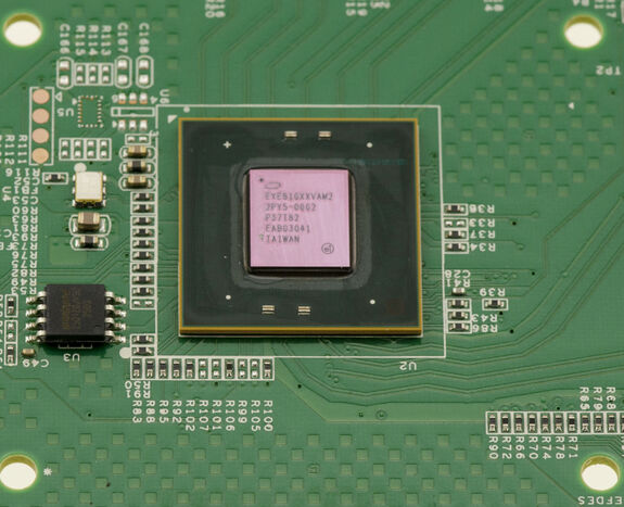 Carte contrôleur PCIe 4.0 x8 Réseau LAN Ethernet 2 Ports 25G SFP28 avec chipset Intel E810