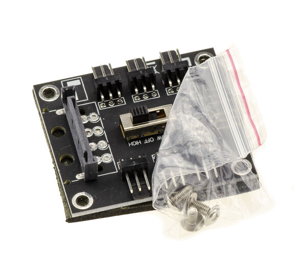 Connectique Ventilateurs - Alimentation 8 VOIES Alim SATA Vitesse Réglage Alim SATA<br>Réglage Vitesse