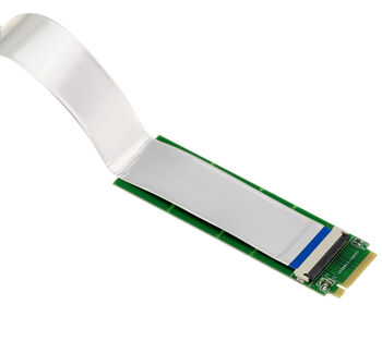 Lecteur enregistreur CF Express CFe type B vers port SSD M2 M Key sur équerre arrière pour montage sur boitier PC