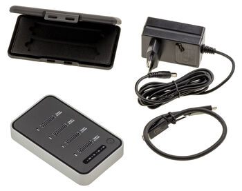 Cloning-Dockingstation für 4 M.2-NVMe-SSD-Laufwerke der Generationen 3.0 und 4.0 mit USB4-Thunderbolt-40G-Anschluss. Unterstützte Kapazität: 32 TB