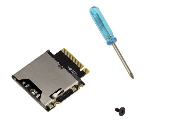 Reader/writer adapter for using a CFExpress type A card on a M2 NVMe M Key SSD port