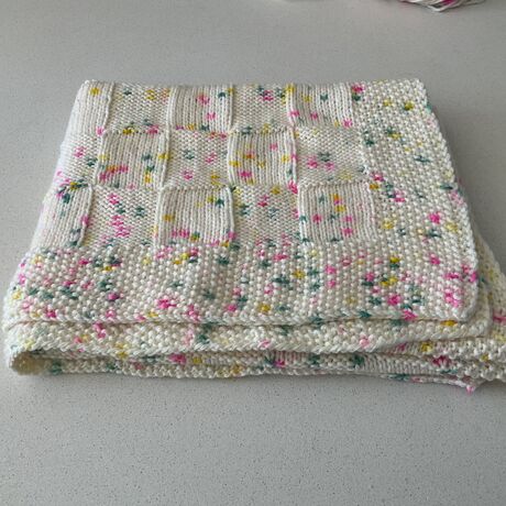 Laine teinte à la main mérinos DK couleur confetti