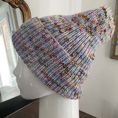 Bonnet DOUXDOUX tricoté à la main en laine mérinos couleur moonstone