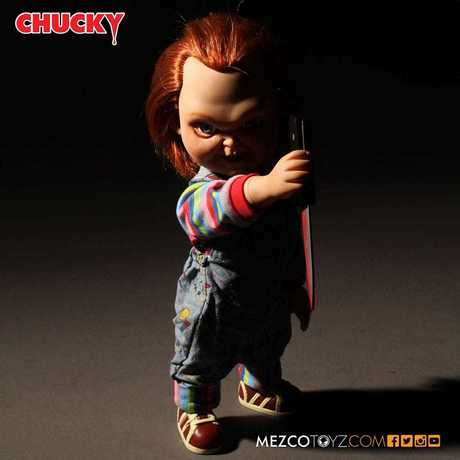 Chucky Jeu d´enfant poupée sonore Sneering Chucky 38cm Mezco