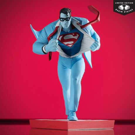 DC Direct statuette 1/10 Superman Red and Blue: Superman by Clayton Henry Limited Edition McFarlane Toys