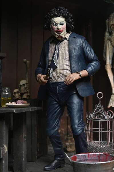 Texas chainsaw massacre Massacre à la tronçonneuse  pretty woman leatherface af 50th anniversary ultimate af Neca
