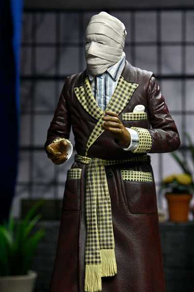 Universal Monsters figurine Ultimate Invisible Man (Kemp House) (Color) Neca