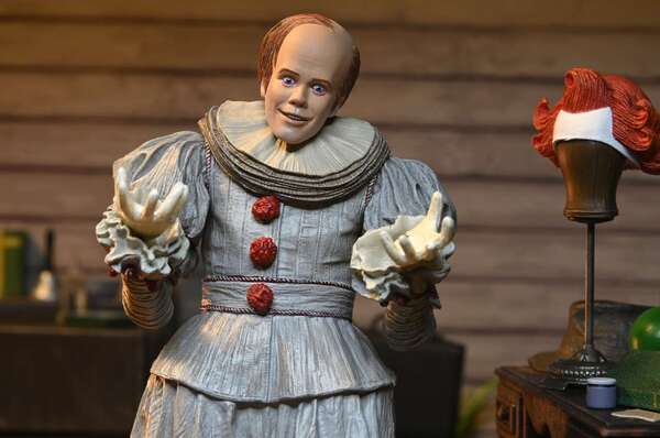 Ça : Welcome to derry Bob as Pennywise  figurine Ultimate NECA