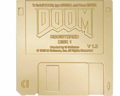 Doom Replik Floppy Disk Gold Plated Limited Edition Fanattik