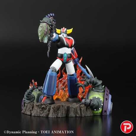 Goldorak statuette PVC Scene Selection 01 Grendizer  a cry of Victory PLEX
