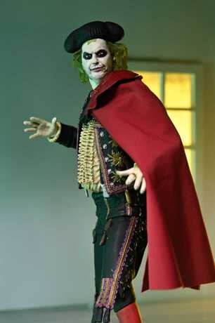 Beetlejuice pack de 2 figurines Ultimate "Matador" Beetlejuice and Sandworm NECA