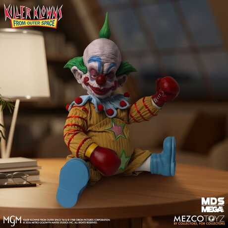 Les Clowns tueurs venus d'ailleurs poupée MDS Mega Scale Shorty 38cm Mezco