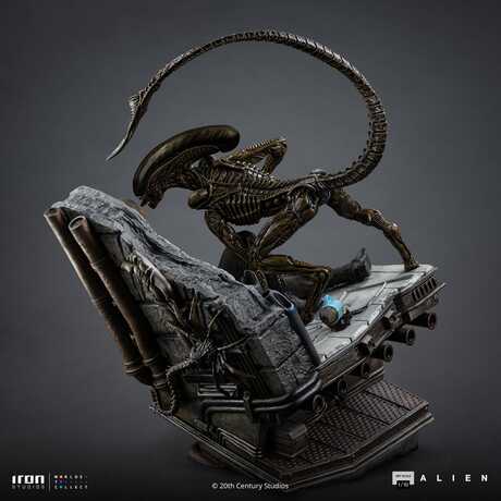 Alien 3 statuette 1/10 Art Scale Ellen Ripley and Dog Alien Iron Studios