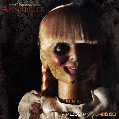 Conjuring : Les Dossiers Warren réplique poupée Annabelle 46 cm Mezco