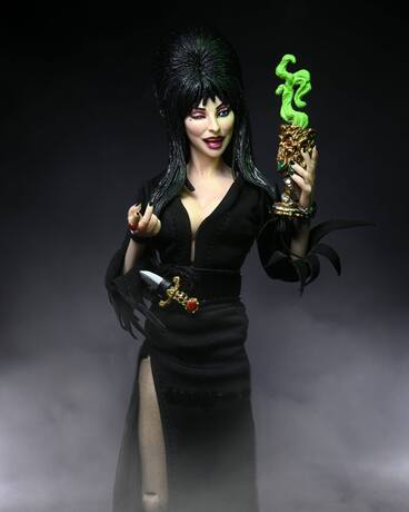 Elvira, Mistress of the Dark figurine Clothed Neca