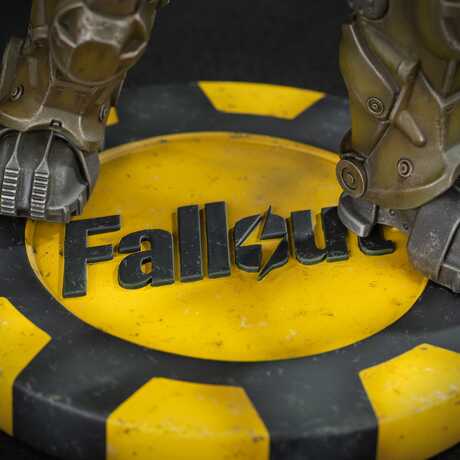 Fallout figurine PVC (Amazon) NCR Power Armor Dark Horse