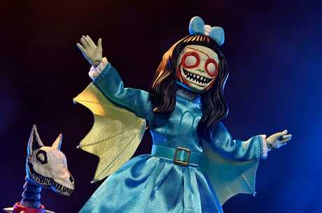 The Beauty of Horror Clothed Figure figurine Ghouliana Neca