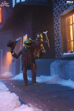 Noël chez les Muppets Ultimate pack 2 figurines Kermit as Bob Cratchit & Robin as Tiny Tim NECA