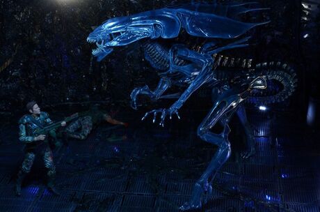 Aliens figurine Ultra Deluxe Alien Queen 38 cm NECA