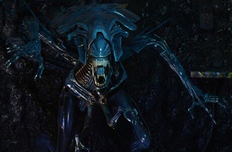 Aliens figurine Ultra Deluxe Alien Queen 38 cm NECA