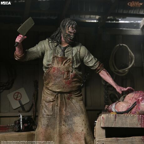 The Texas Chainsaw Massacre The Beginning Sluaghterhouse Action Figure Box Set NECA