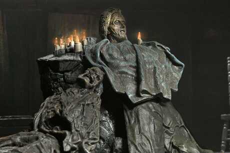 Friday the 13th: The Game Pamela Shrine Diorama NECA